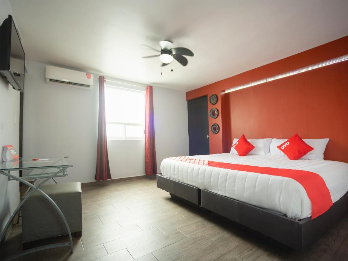 Adhoc Express Hotel Монтерей Екстериор снимка