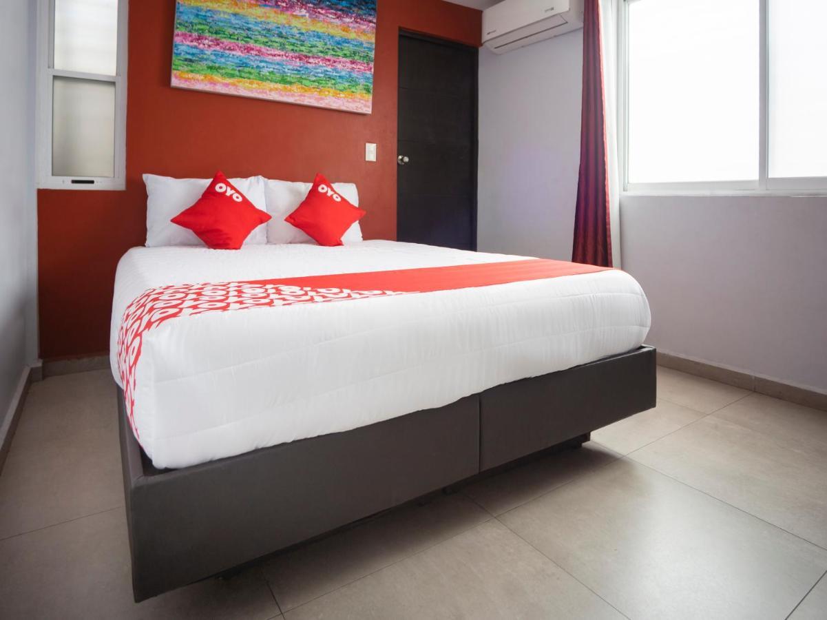 Adhoc Express Hotel Монтерей Екстериор снимка