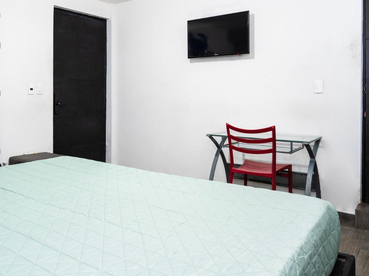 Adhoc Express Hotel Монтерей Екстериор снимка